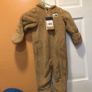 Details title baby boy coats the north face